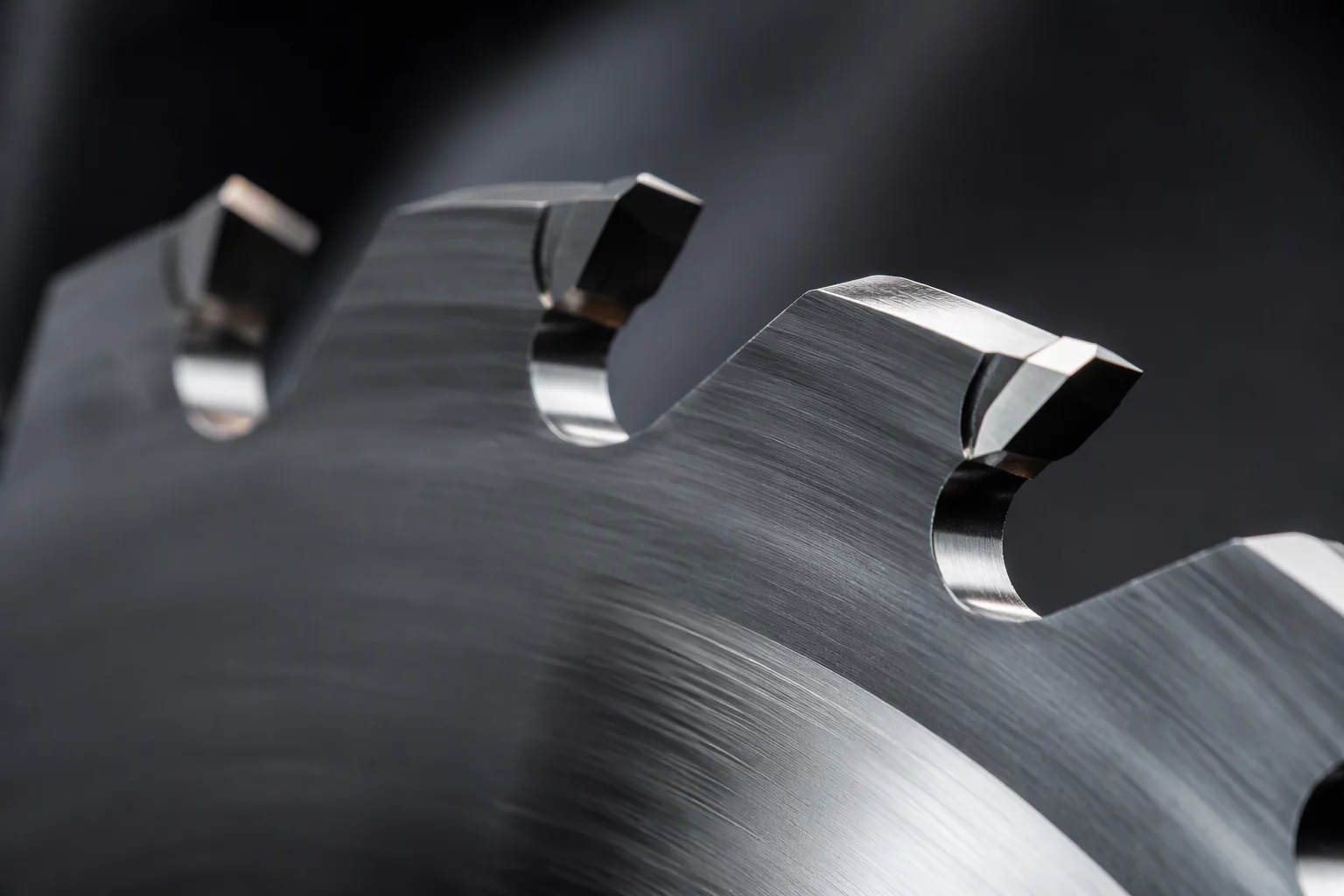 Baucor Develops Custom Industrial Blades for High-Speed Cutting